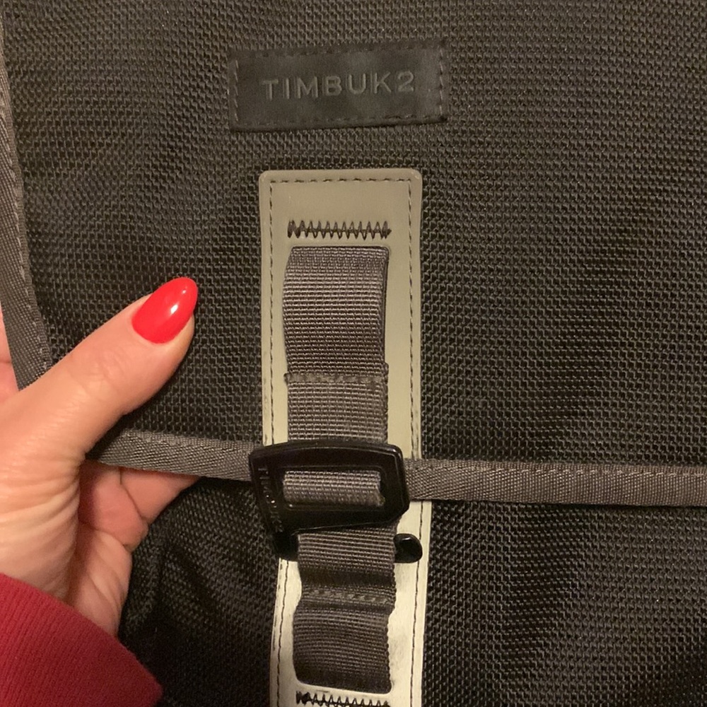 Timbuk2 crossbody command messenger bag GUC!